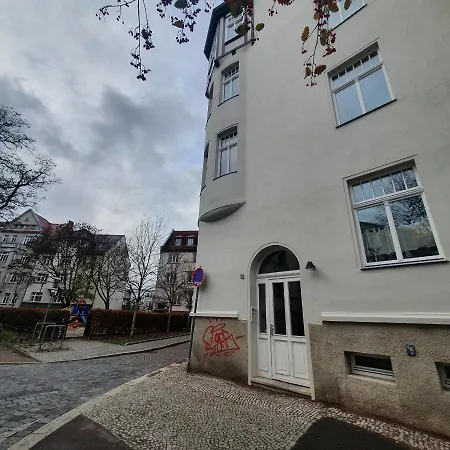 In Halle Daire *